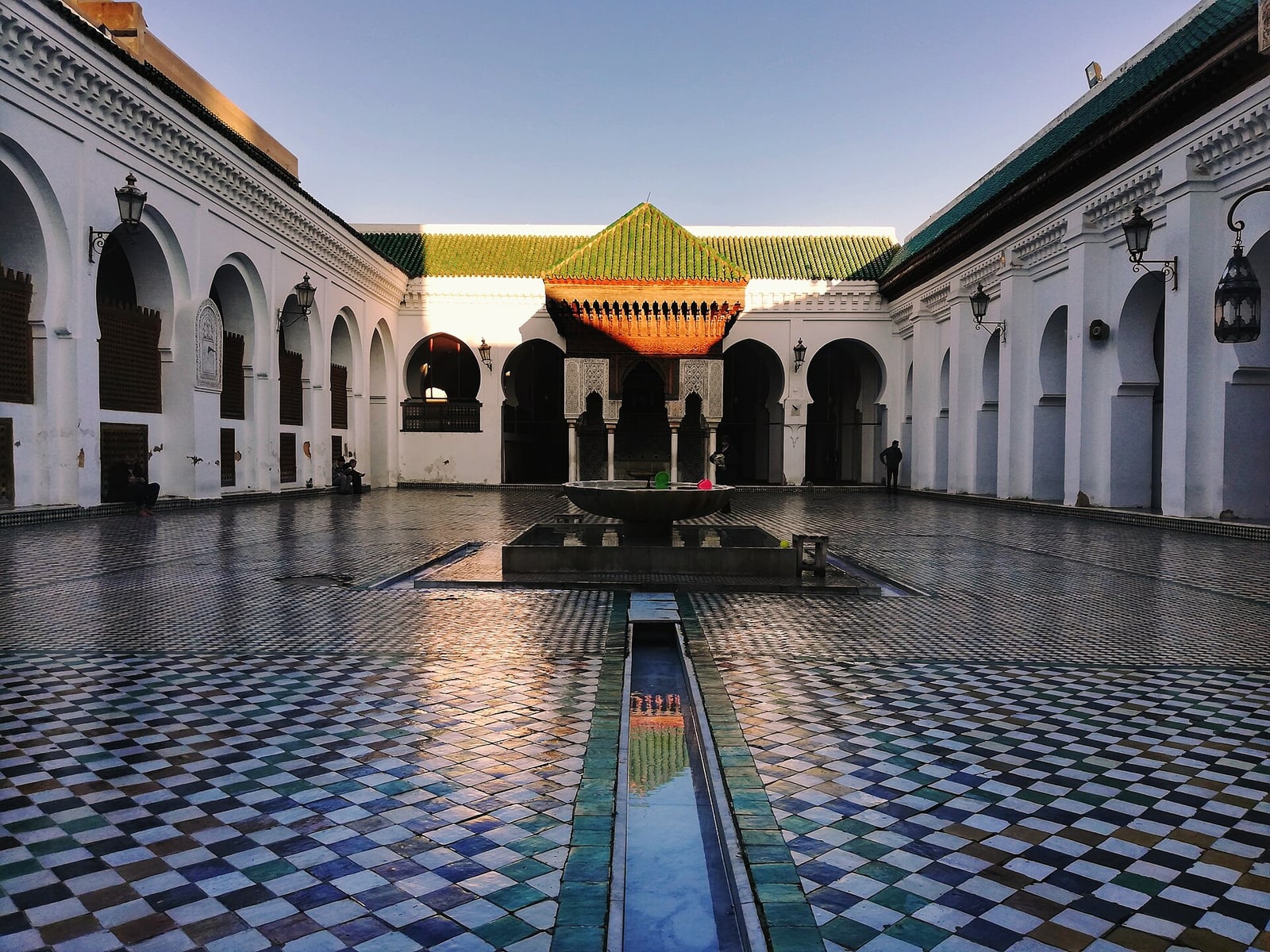 Fès